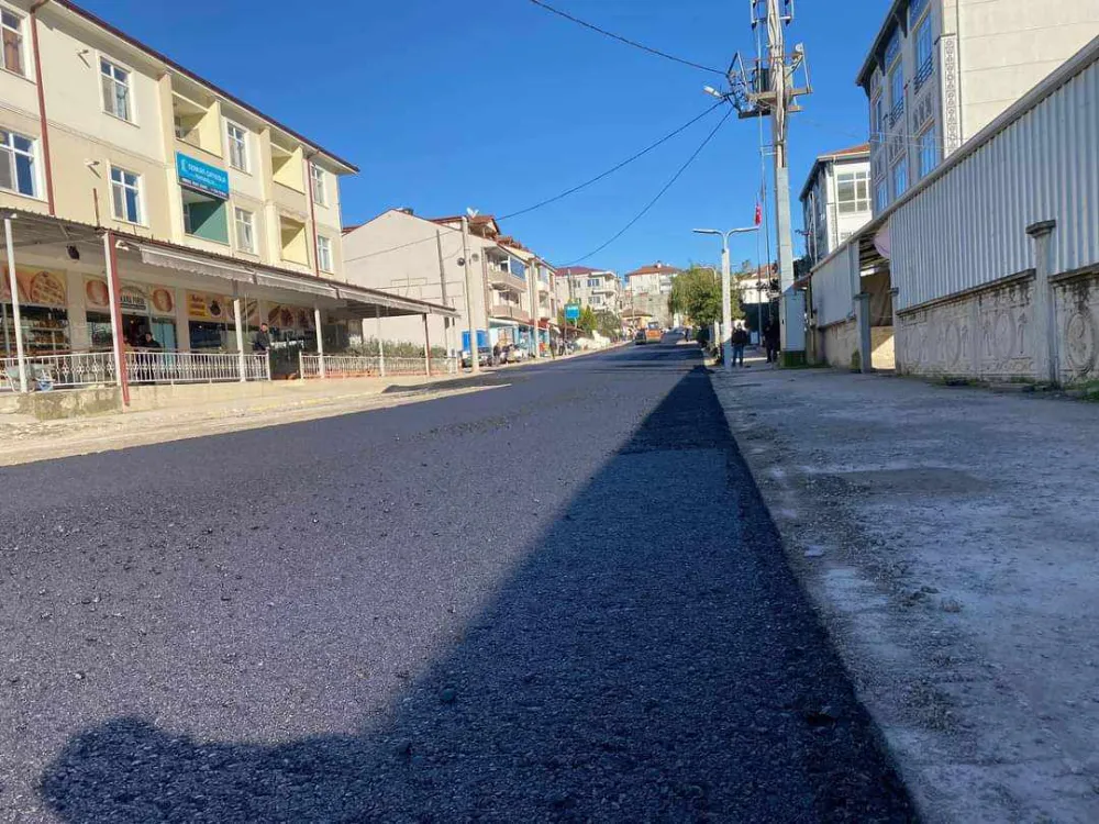 Kaynarcada Sıcak Asfalt çalımları devam ediyor