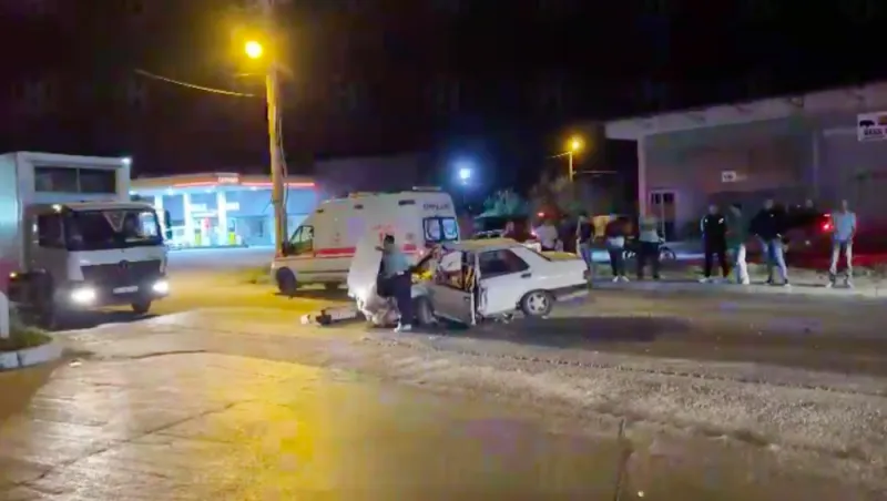 Kaynarca da Trafik kazası 2 yaralı