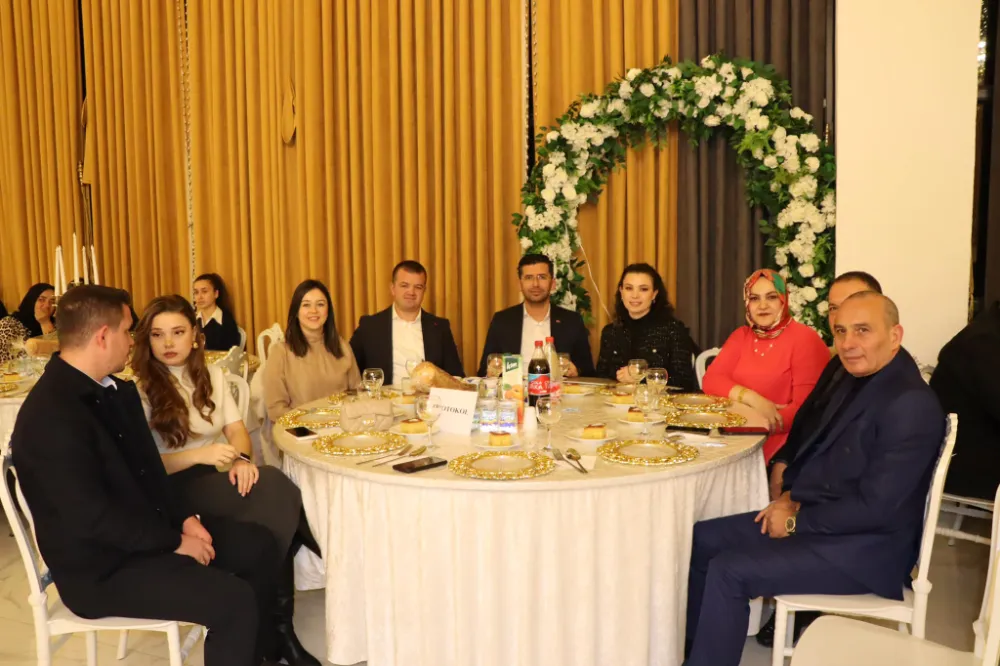 Sahada Personel ile birlikte Çalışan YAZGAN Muhteşem bir organizasyon ile Personel ve aileleriyle eğlenmesini de bildi