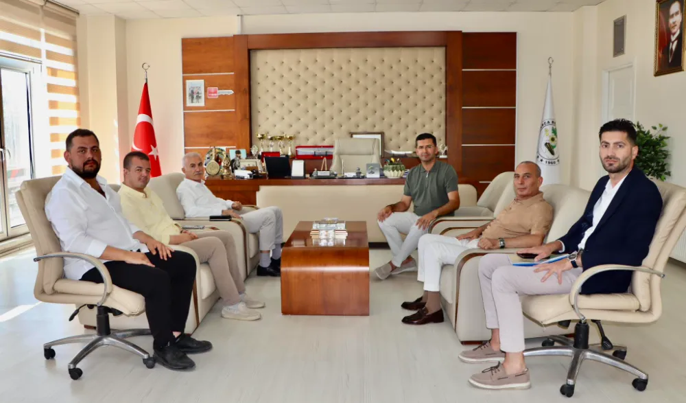 Kaynarca Kaymakamı Ahmet ERDOĞDU  YAZGAN ı Makamında Ziyaret etti