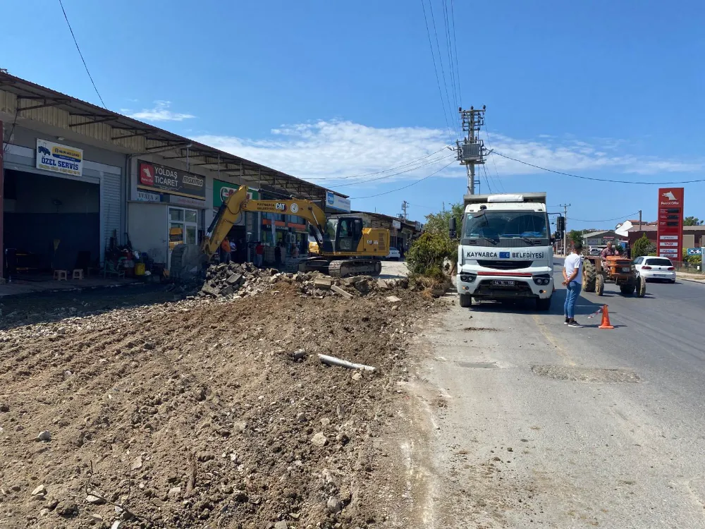 Kaynarca Sanayi Sitesi Ön Bölümü Değişim için yenileme Çalışmaları Başladı