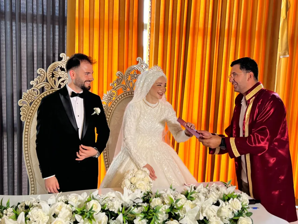 YAZGAN ,Ulsoy ve Develi Ailelerinin nikah merasimine Katıldı